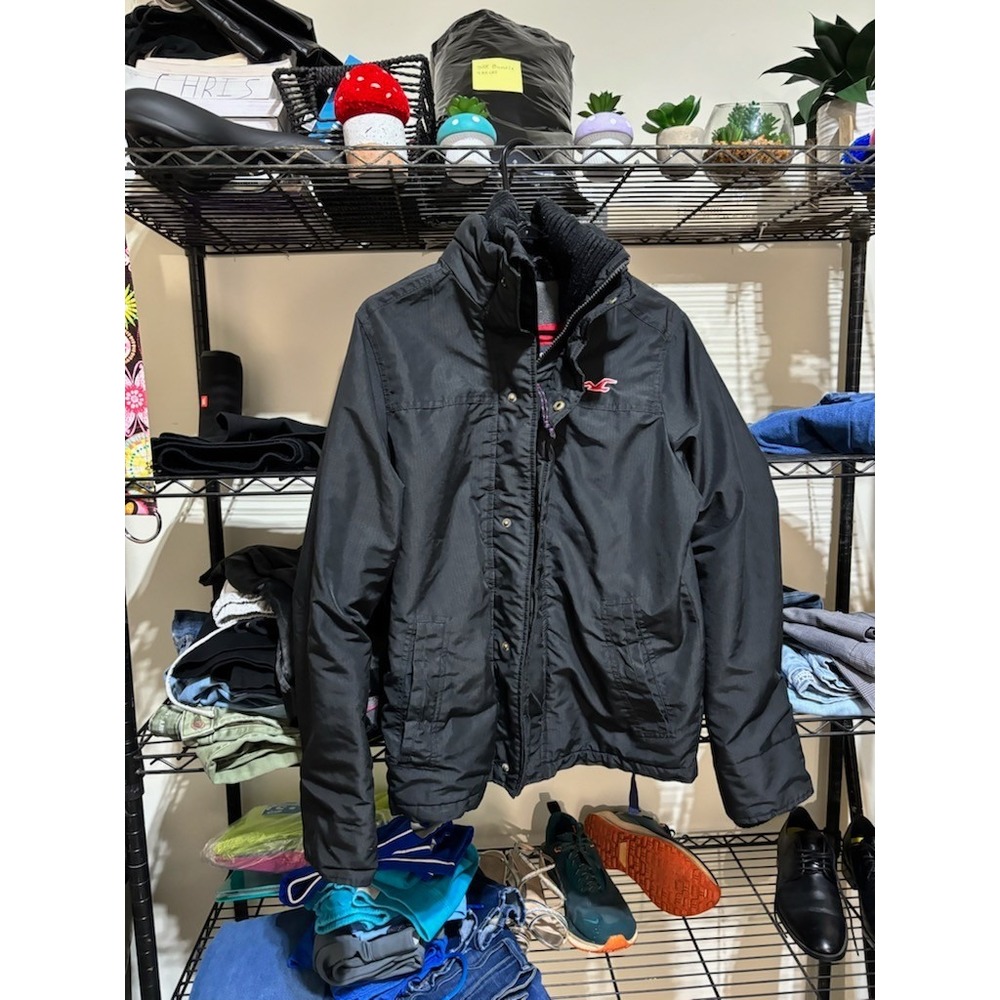 Hollister All Weather Black/White Logo Full Zip Pocketed Hoodie Jacket Size Sm